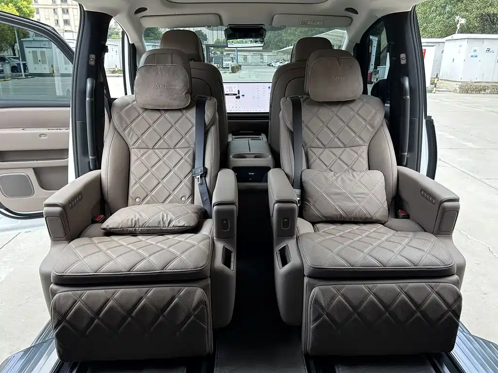 Li Auto Li MEGA — миниатюра 16