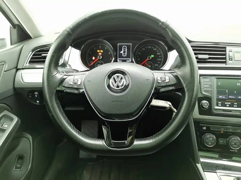 Volkswagen Lamando — миниатюра 11