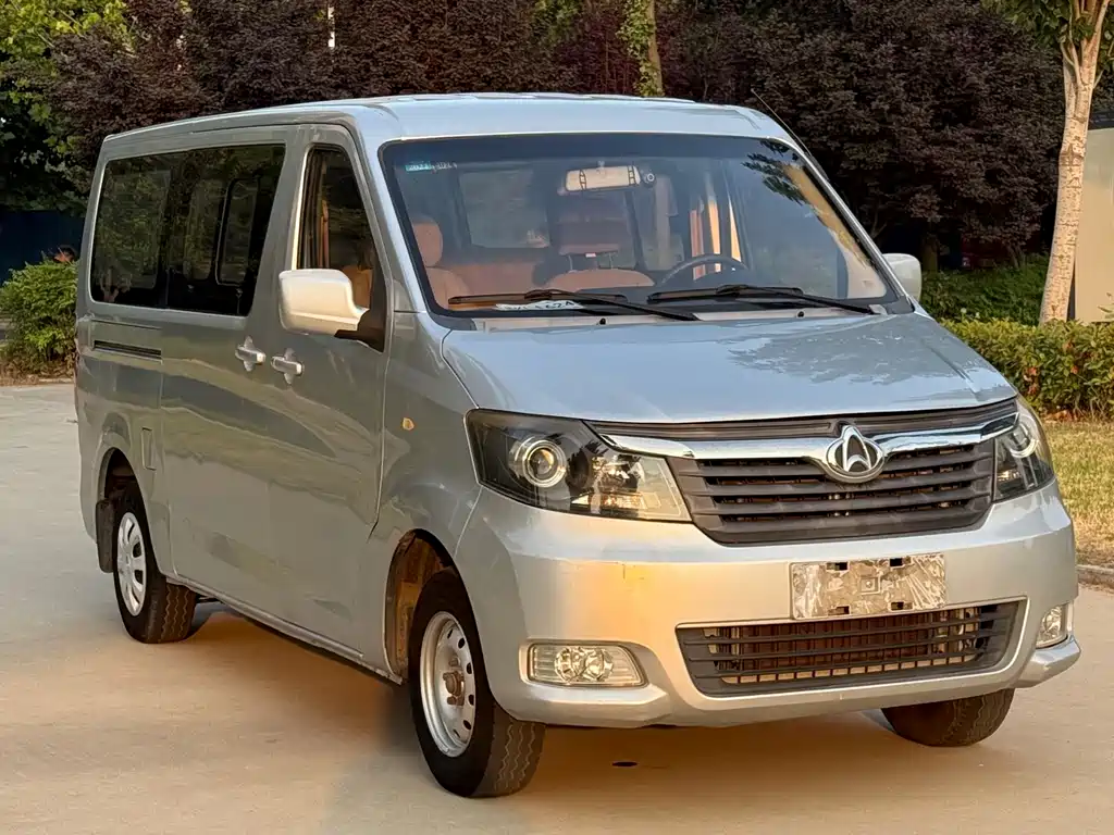 Kaicheng Ruixing M70 — миниатюра 3