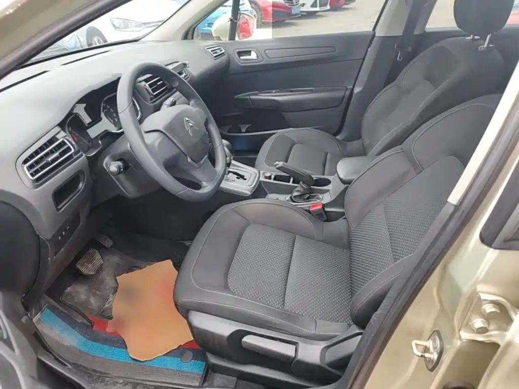 Citroen C4 — миниатюра 8