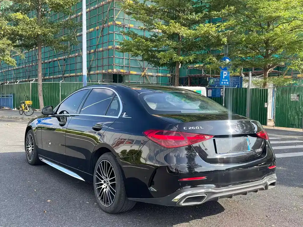 Mercedes-Benz C-Class — миниатюра 3
