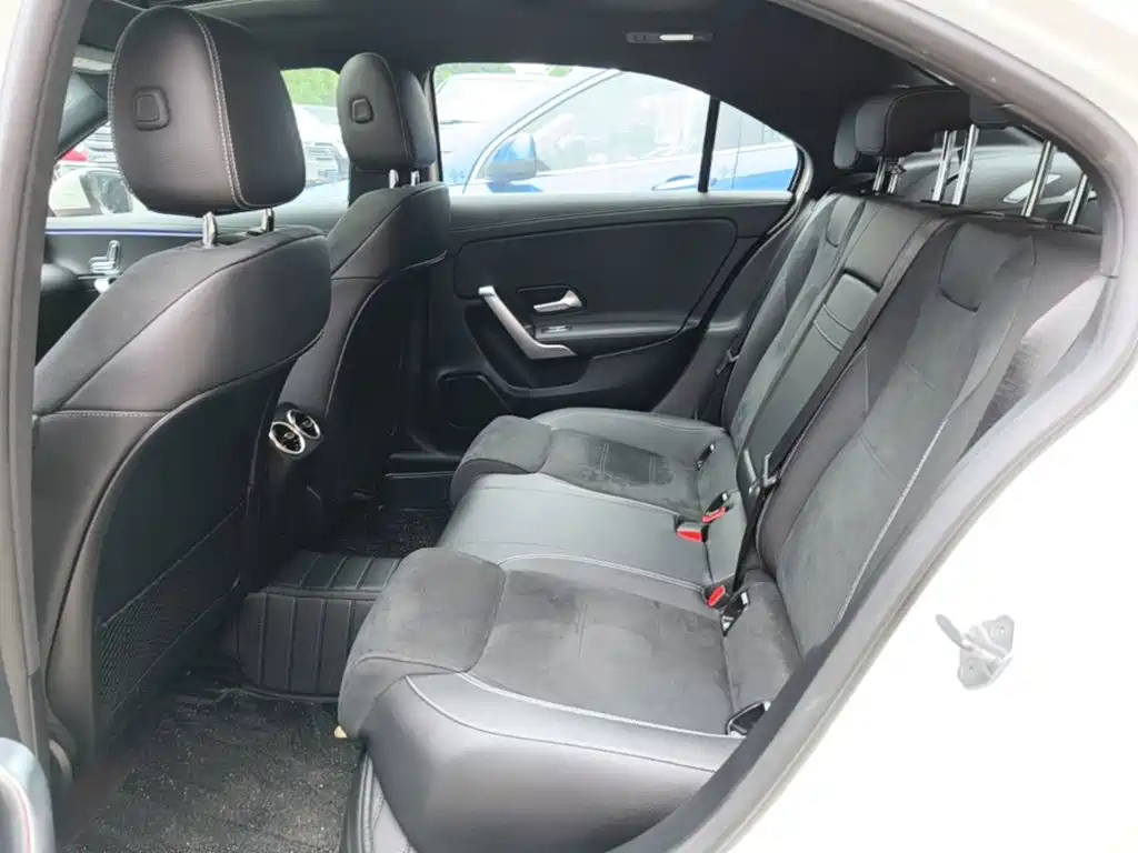 Mercedes-Benz A-Class — миниатюра 17