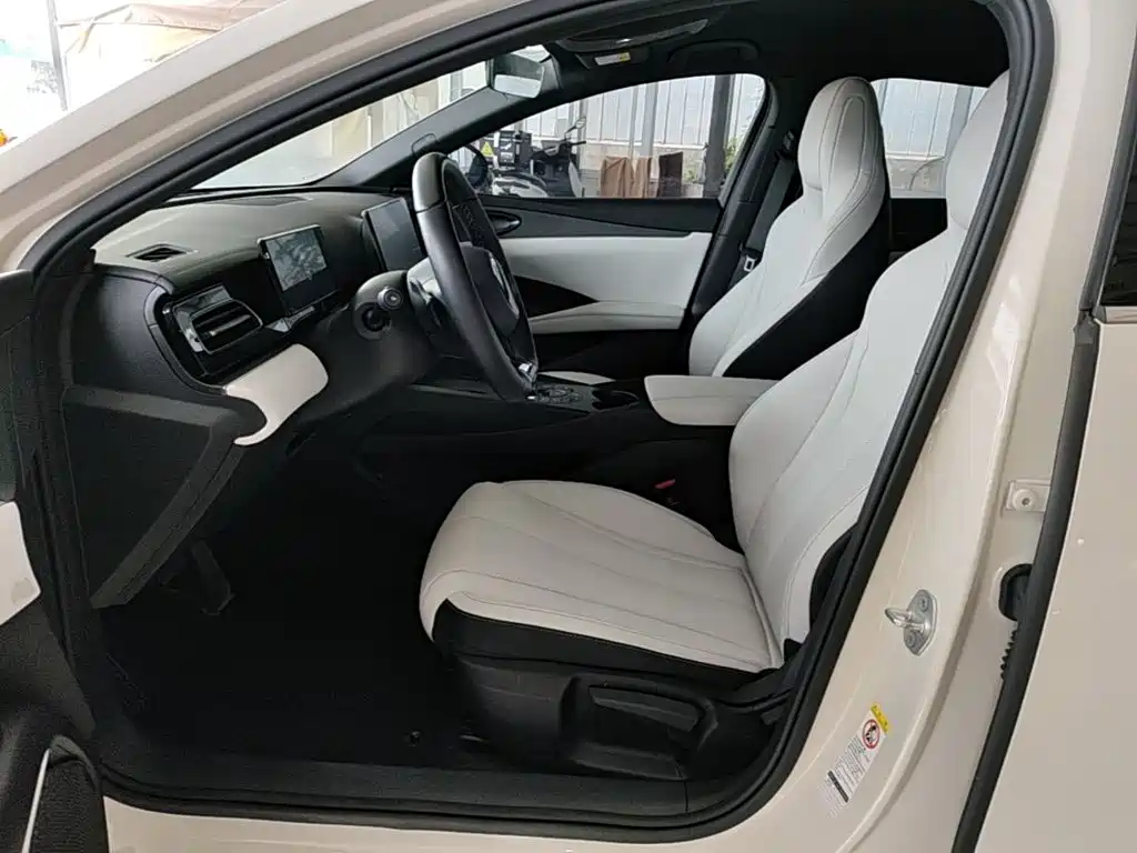 BYD Seal 06 — миниатюра 15