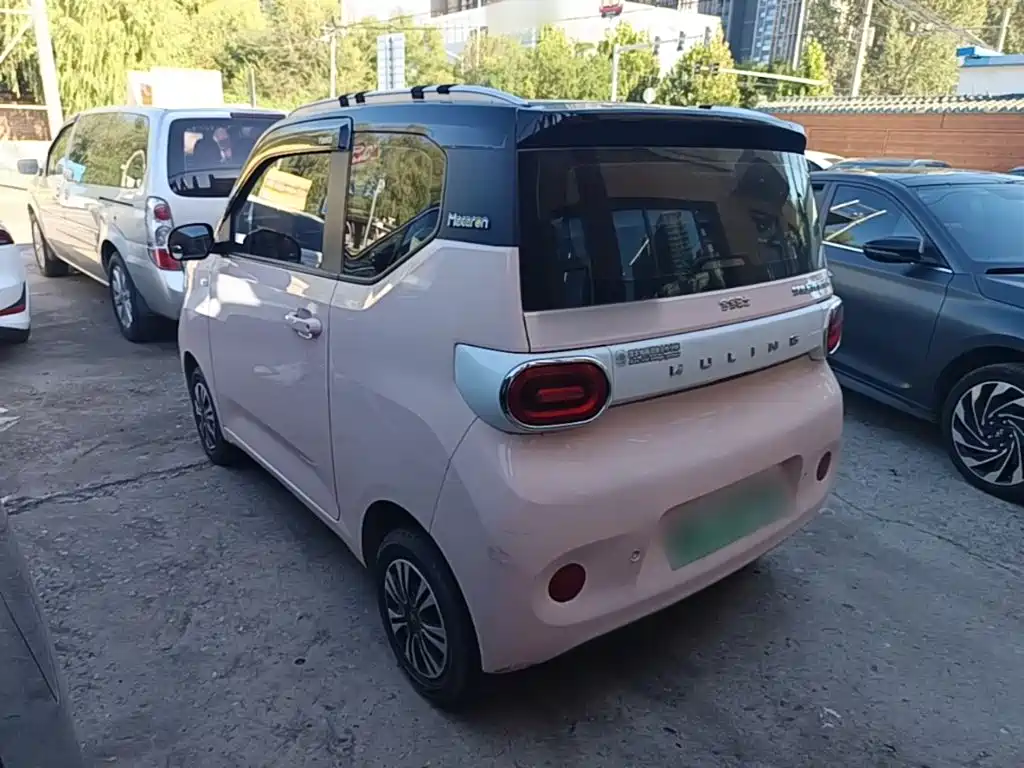 Wuling MINIEV — миниатюра 5