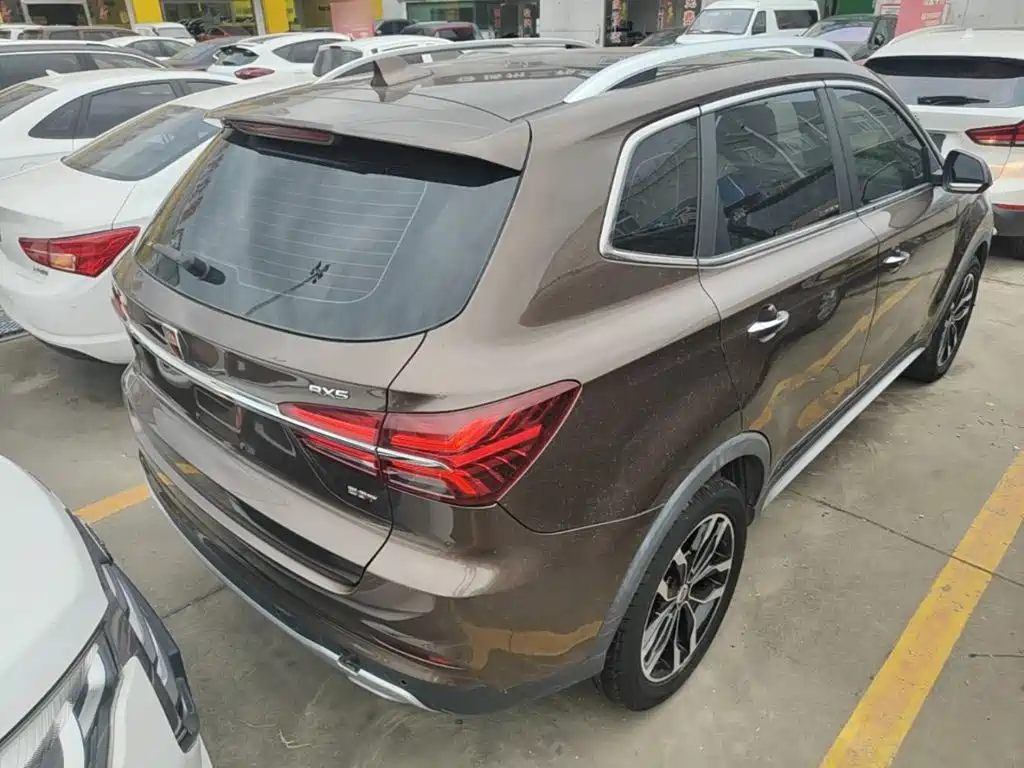 Roewe RX5 — миниатюра 7