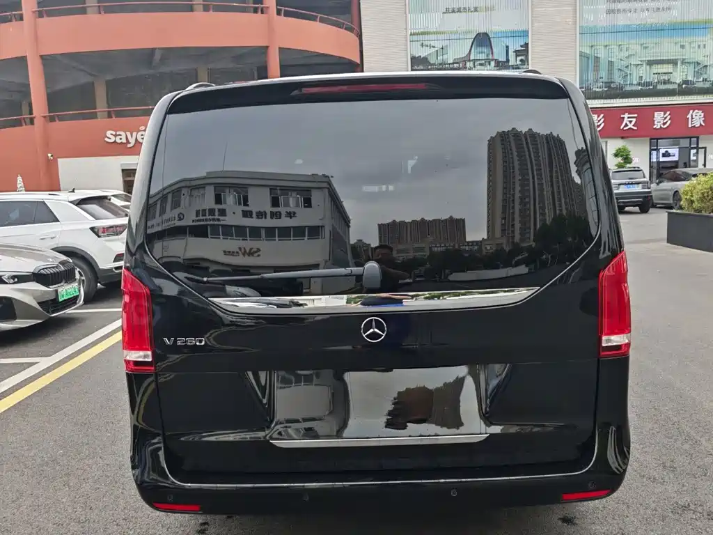 Mercedes-Benz V-Class — миниатюра 8