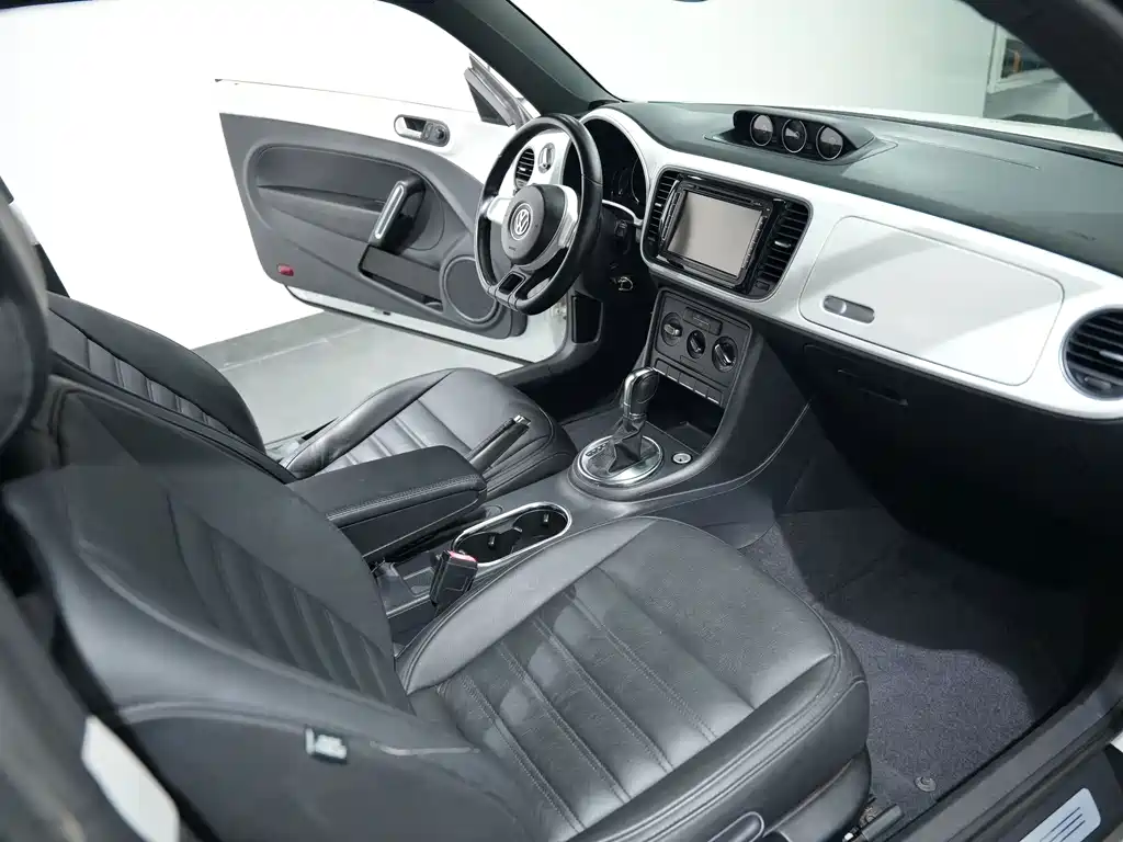 Volkswagen Beetle — миниатюра 6