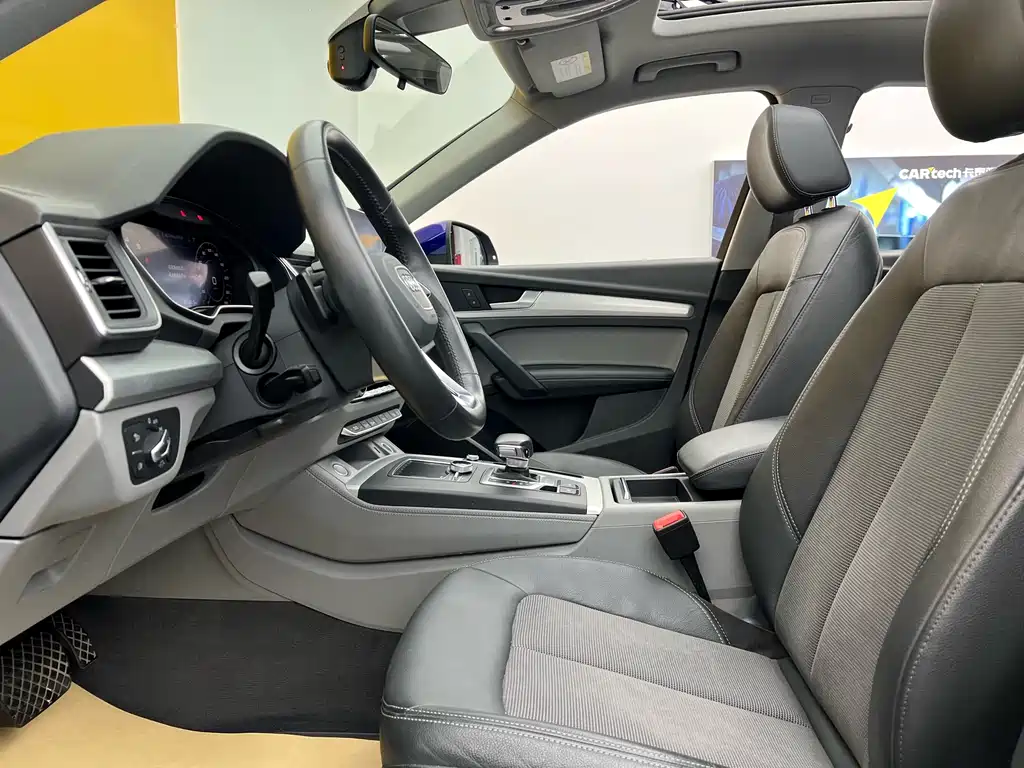 Audi Q5L 2018 40 TFSI Fashion V