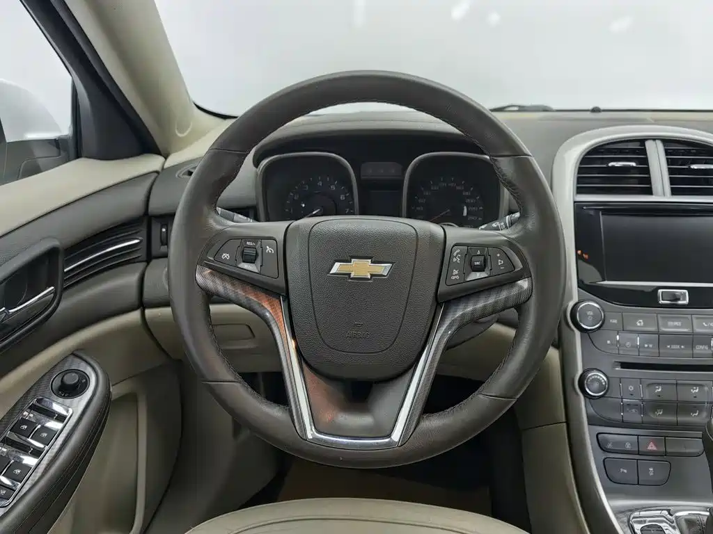 Chevrolet Malibu — миниатюра 11