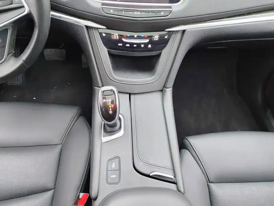 Cadillac XT5 — миниатюра 16
