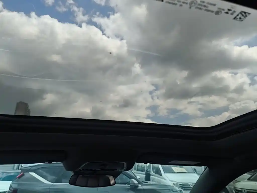 Cadillac XT5 — миниатюра 18
