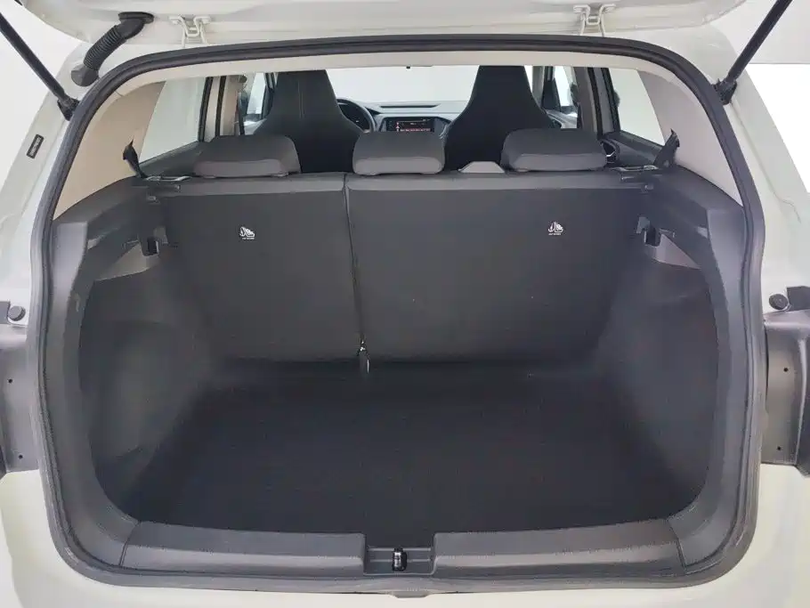 Volkswagen T-Cross — миниатюра 4