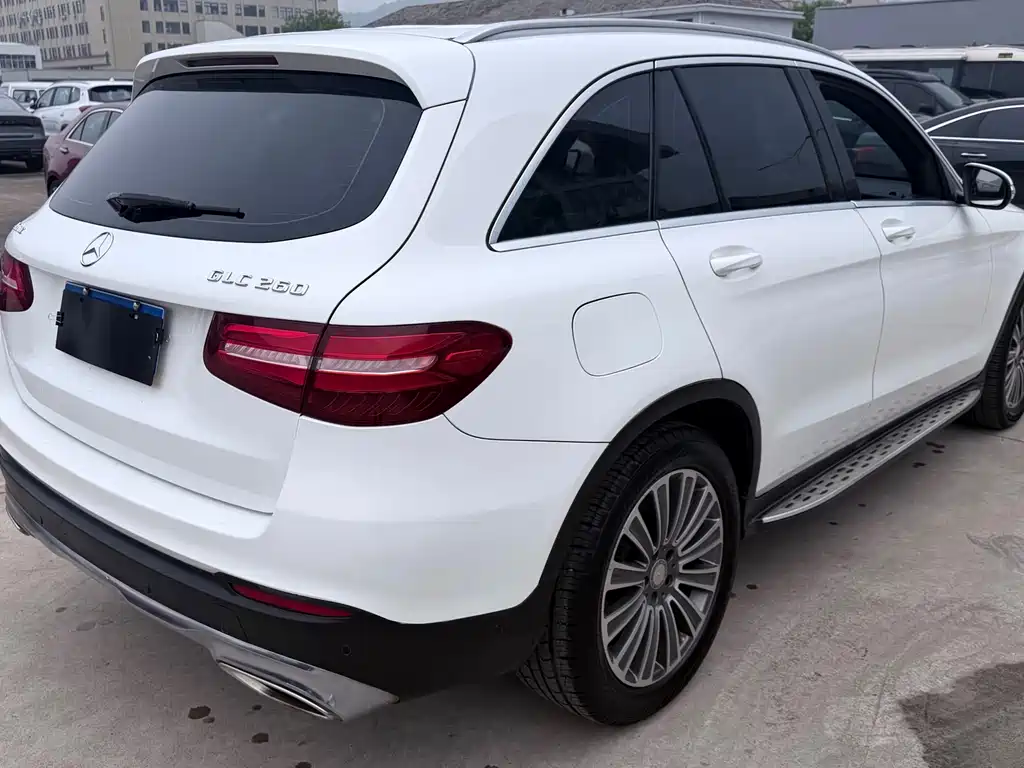 Mercedes-Benz GLC 2016 GLC 260 4MATIC