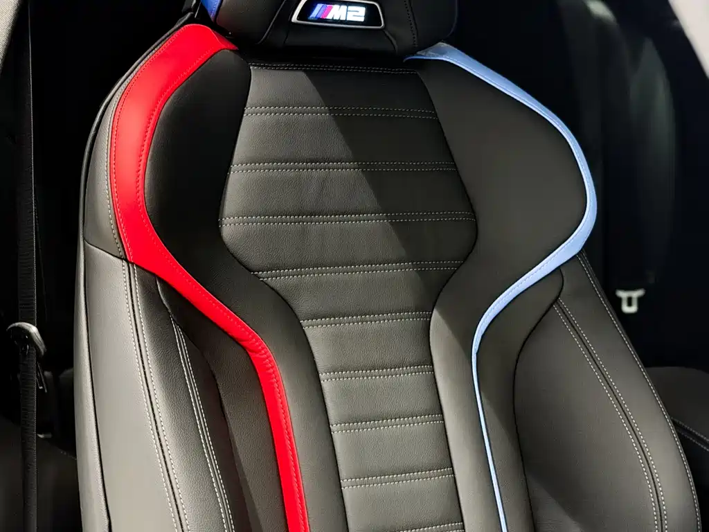 BMW M2 — миниатюра 14