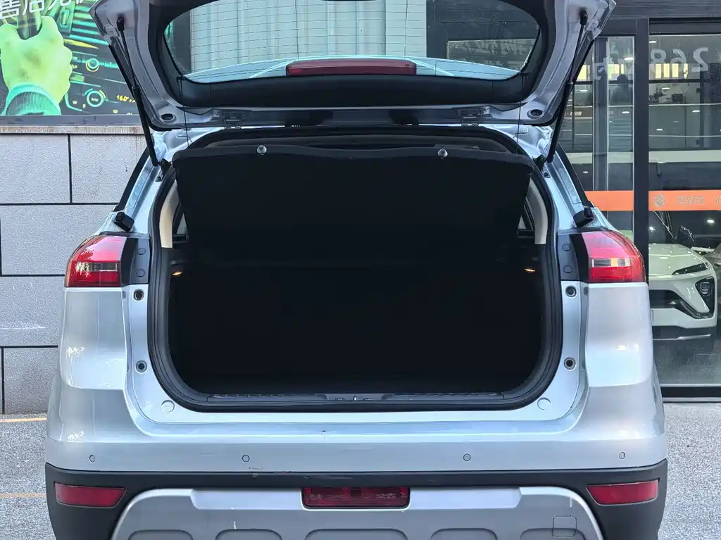 Geely Boyue — миниатюра 5