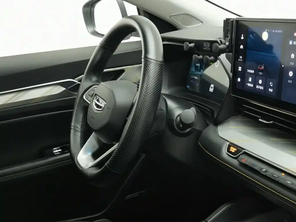 Geely L HiP — миниатюра 22