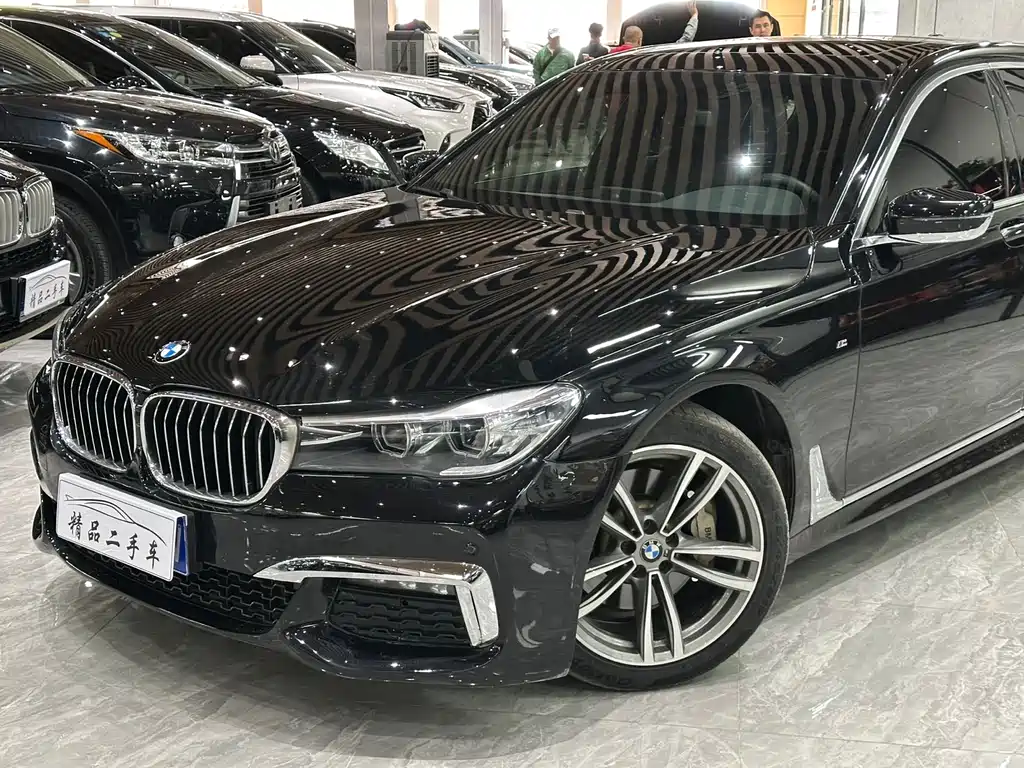 BMW 7 SERIES