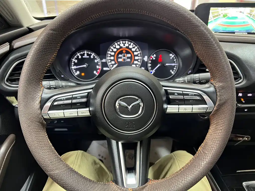 MAZDA CX 30