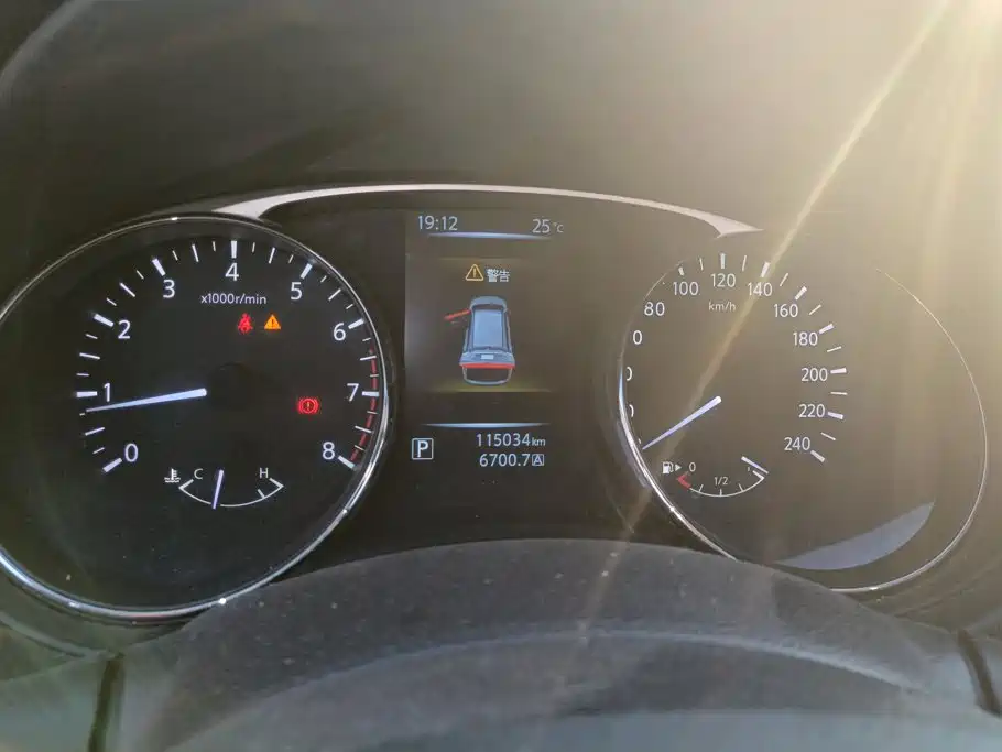 Nissan X-Trail — миниатюра 14
