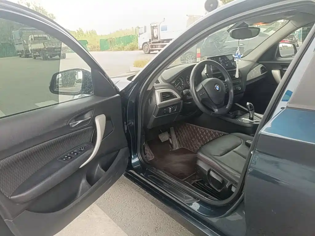 BMW 1 Series (Import) — миниатюра 16