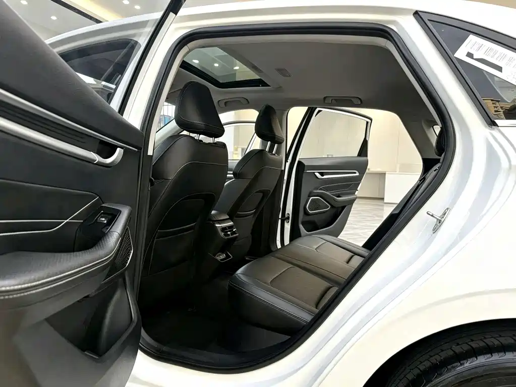 Geely Emgrand — миниатюра 5