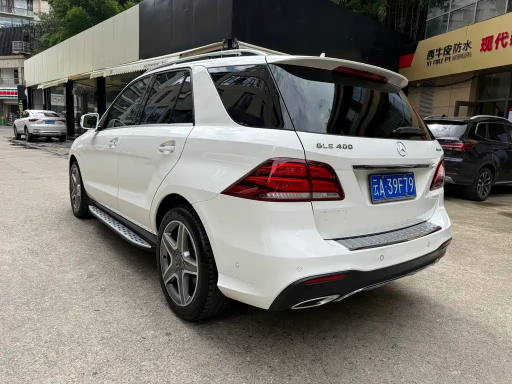 Mercedes-Benz GLE (Import) — миниатюра 3