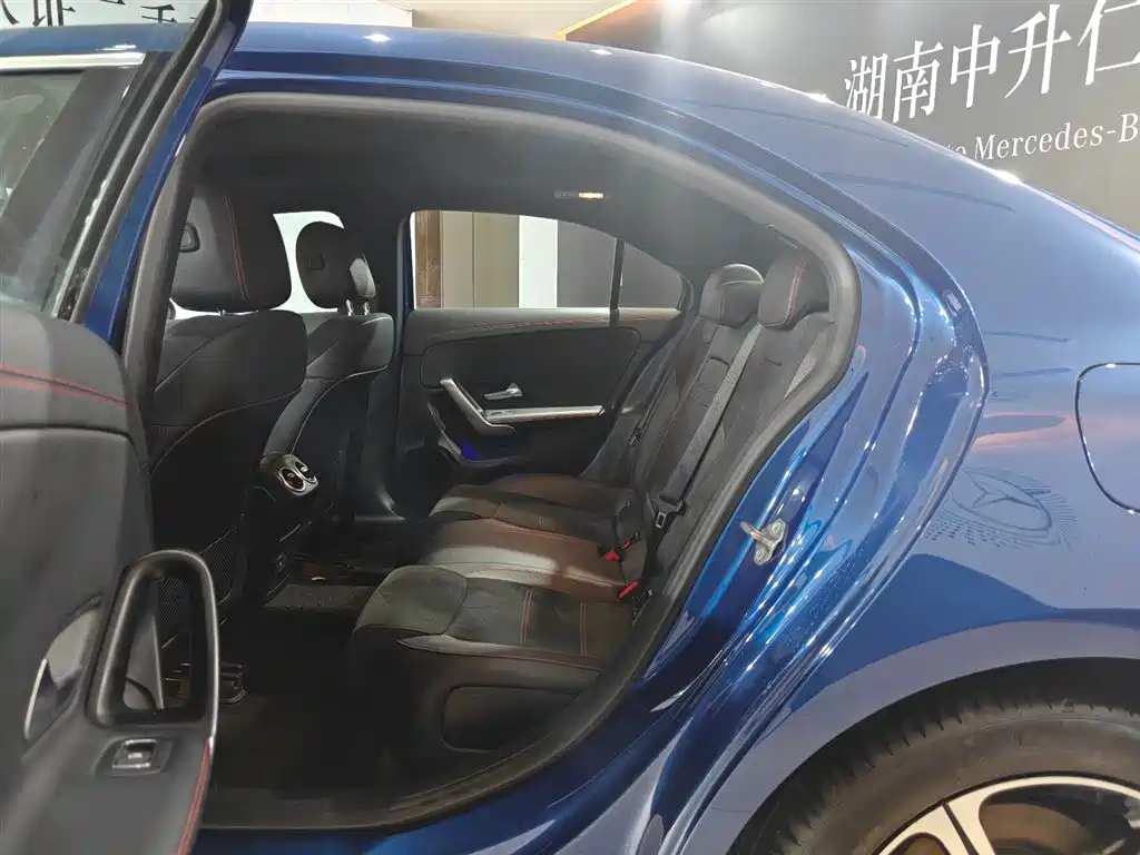 MERCEDES-BENZ A CLASS