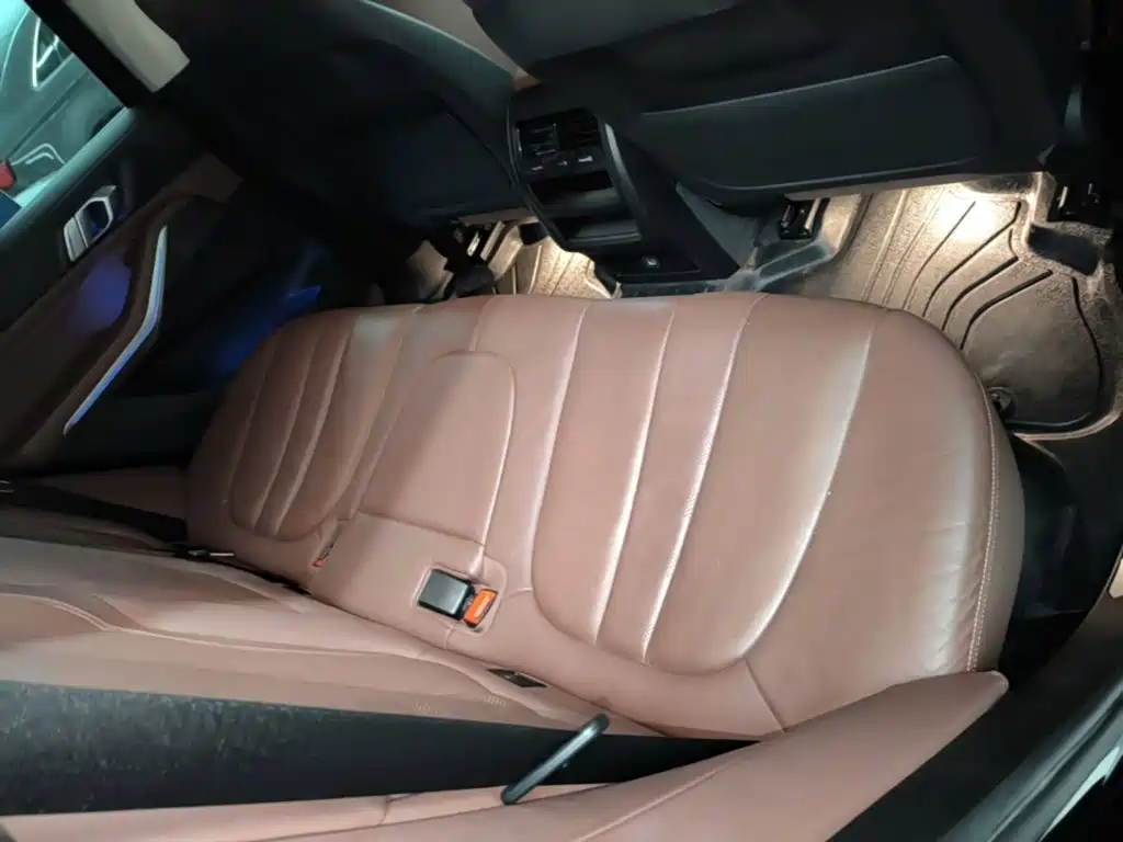 BMW X5 (Import) — миниатюра 17
