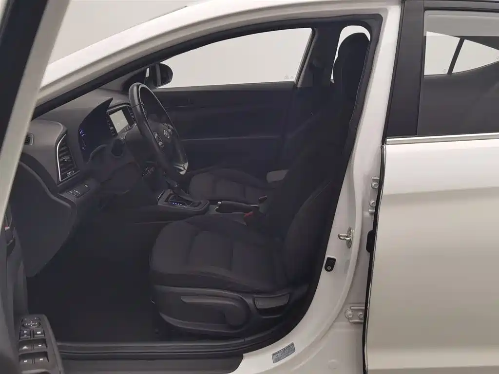 Hyundai Elantra 2018 1.4T DCT