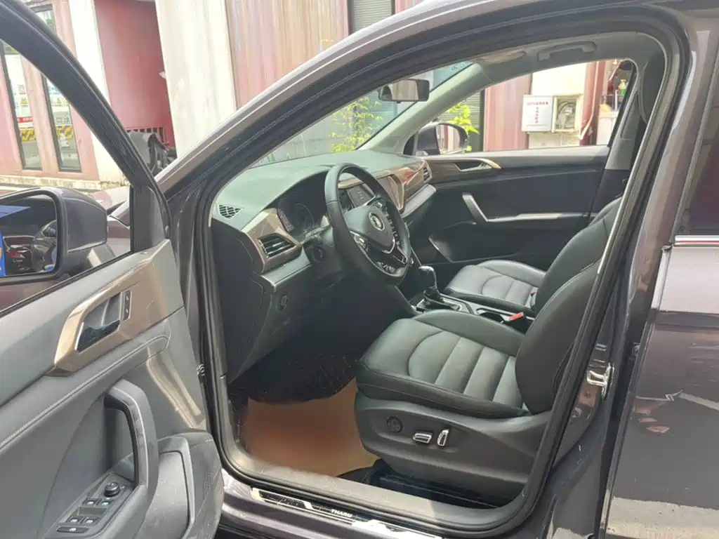 Volkswagen Tharu — миниатюра 15