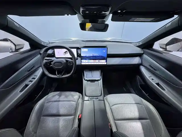 Lynk & Co 08 EM-P — миниатюра 9