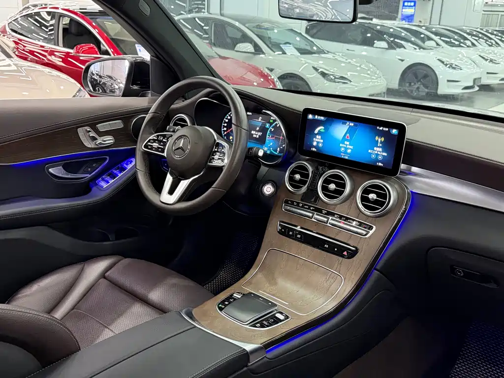 Mercedes-Benz GLC — миниатюра 10