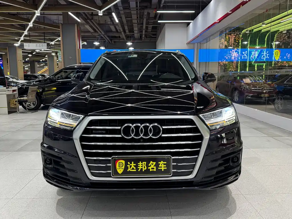 Audi Q7 2019 45 TFSI Comfort