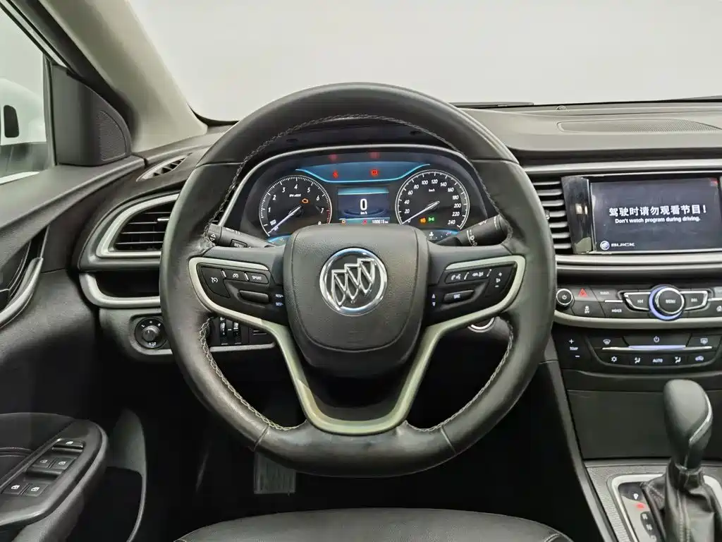 Buick Excelle — миниатюра 11