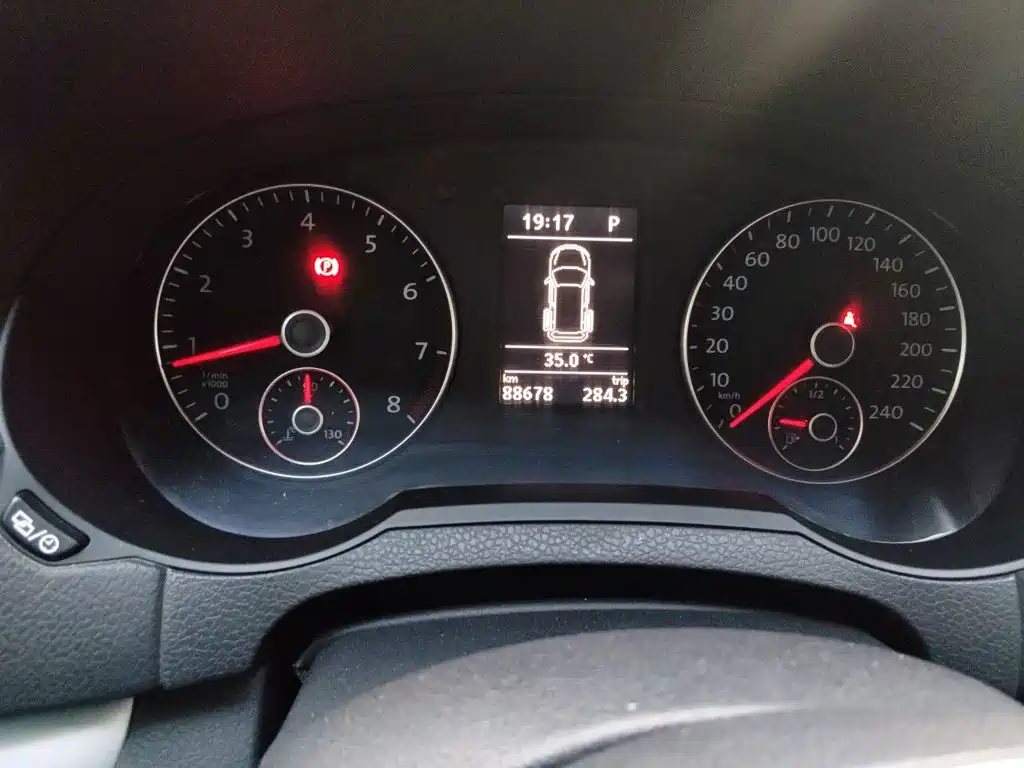 Volkswagen Sharan — миниатюра 7