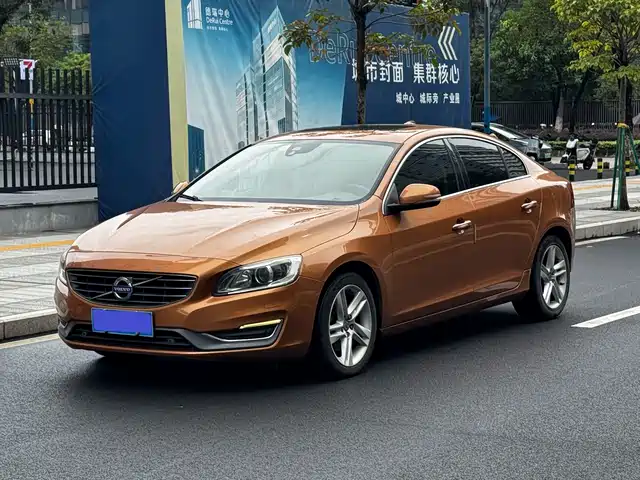 Volvo S60