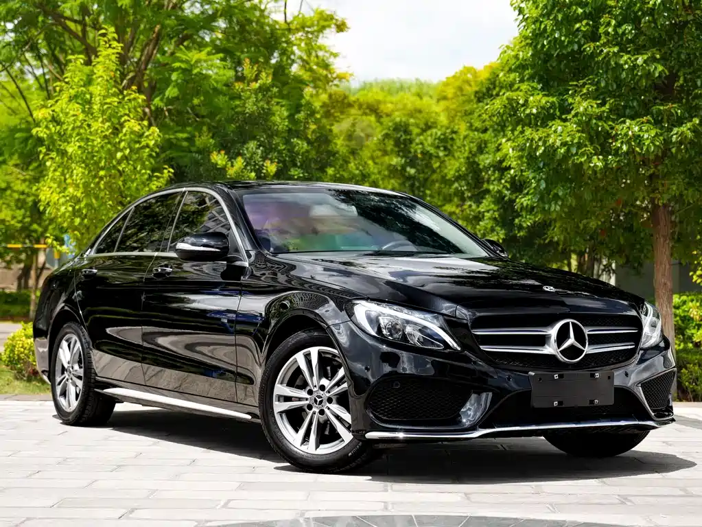 Mercedes-Benz C-Class — миниатюра 4