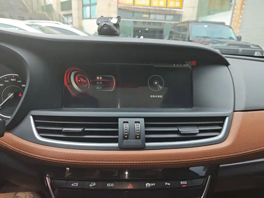 Borgward BX7 — миниатюра 13