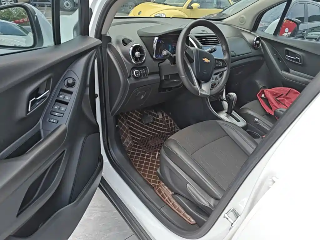 Chevrolet Trax — миниатюра 16