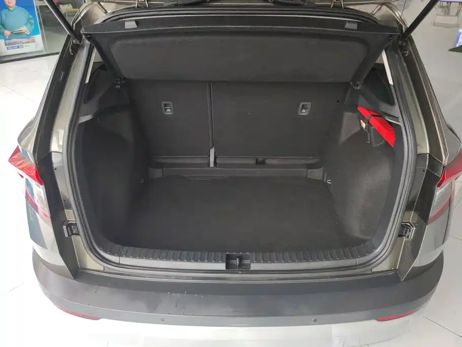 Skoda Karoq — миниатюра 4