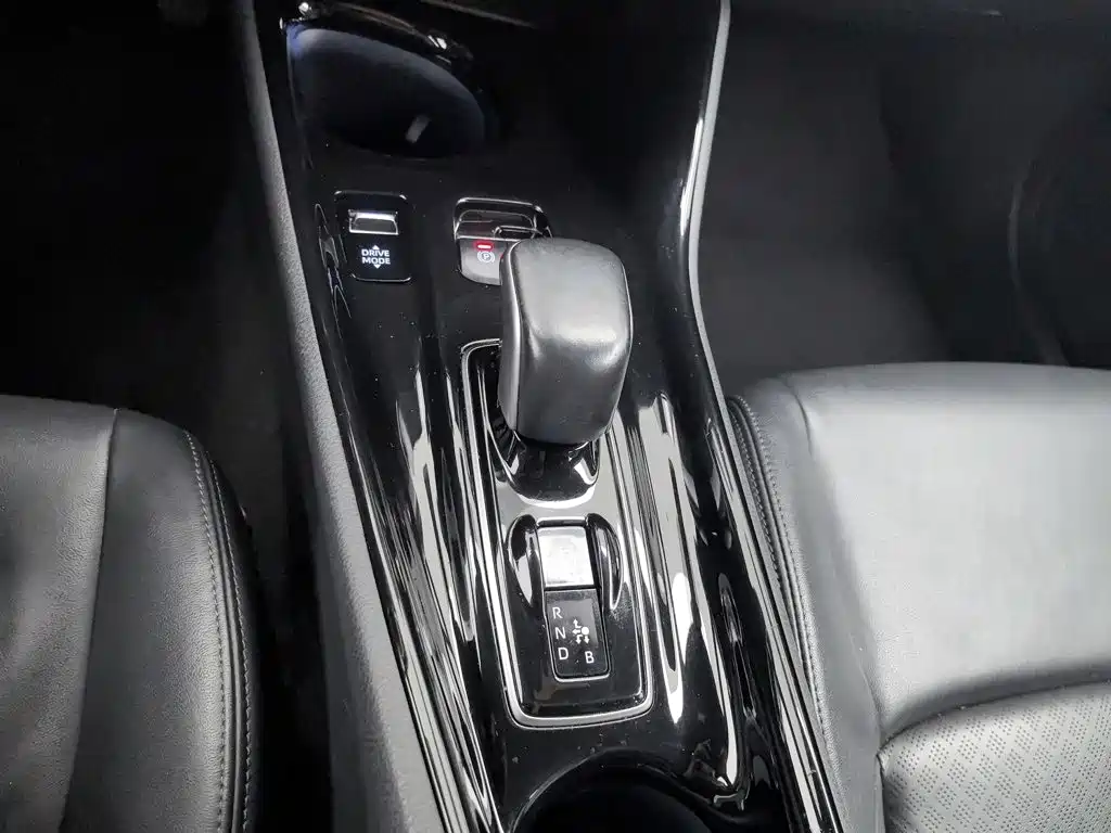 Toyota C-HR EV — миниатюра 13