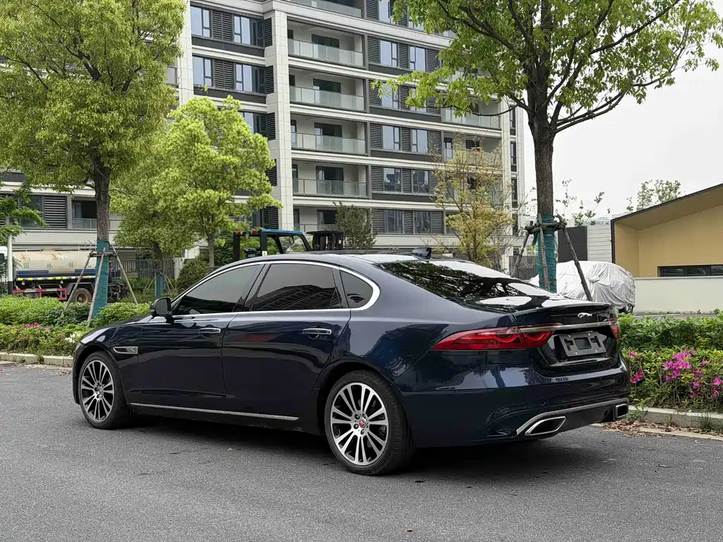 Jaguar XFL 2022 XFL 2.0T P250 Premium Luxury