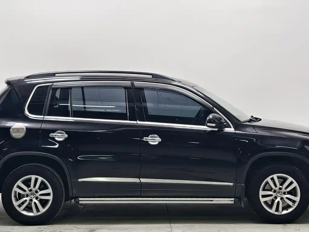 Volkswagen Tiguan — миниатюра 8