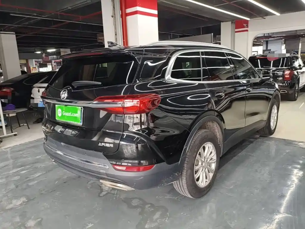 Buick Enclave — миниатюра 7