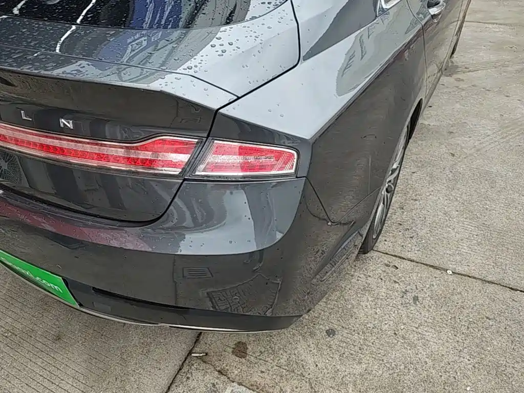 Lincoln MKZ — миниатюра 8