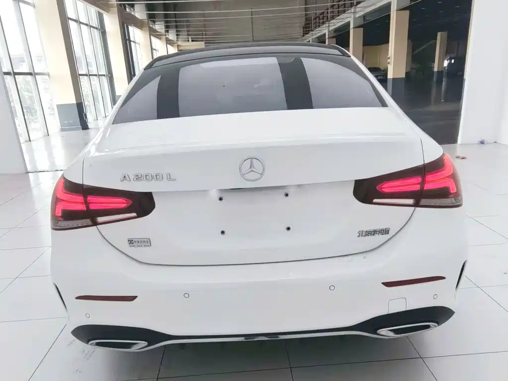 Mercedes-Benz A-Class — миниатюра 8