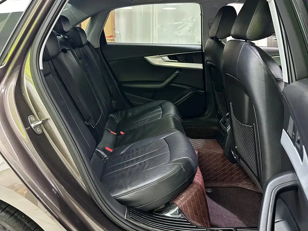 Audi A4L — миниатюра 14