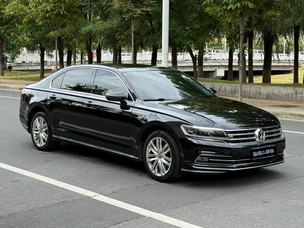 Volkswagen Phideon — миниатюра 3
