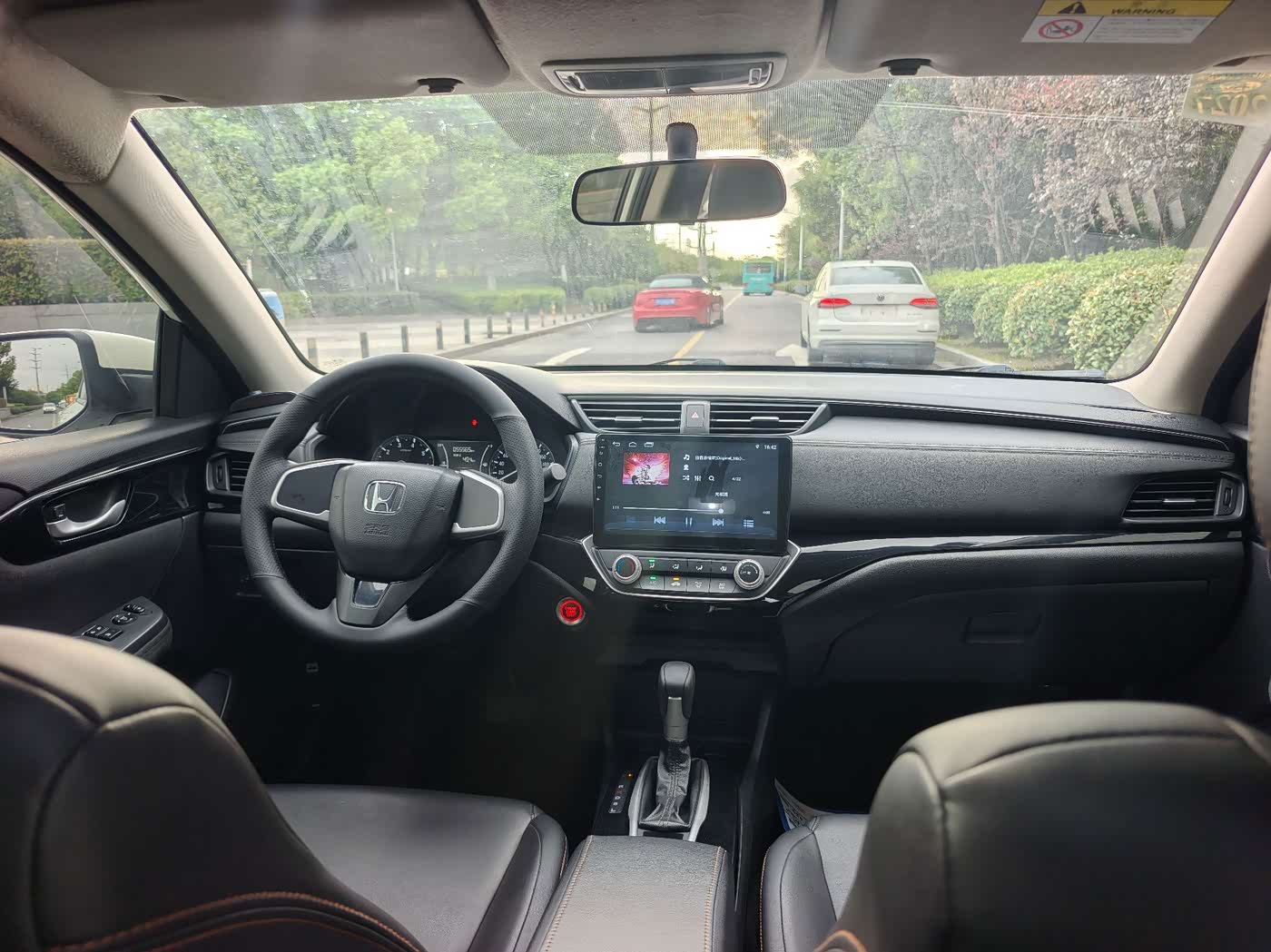 Honda Crider 1.0 л 2022 г. Белый, пробег 50000 км
