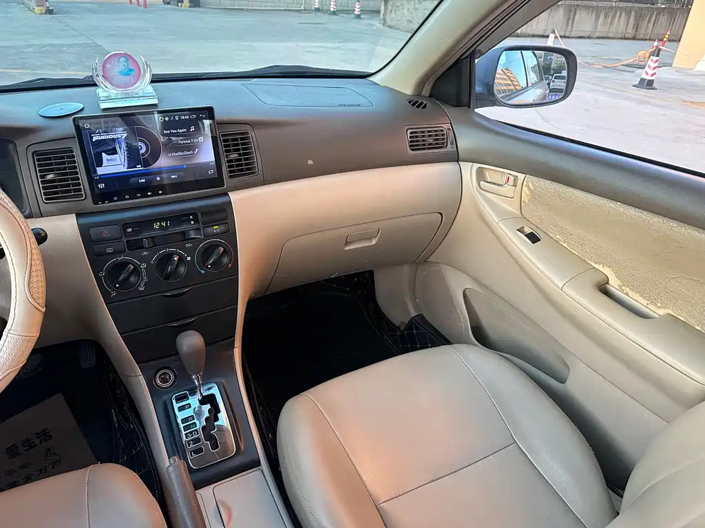 Toyota Corolla — миниатюра 7
